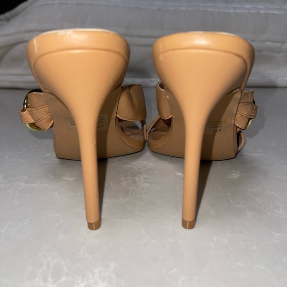 Cape Robbin Dejavu Chain Nude Heels - Picture 9 of 10